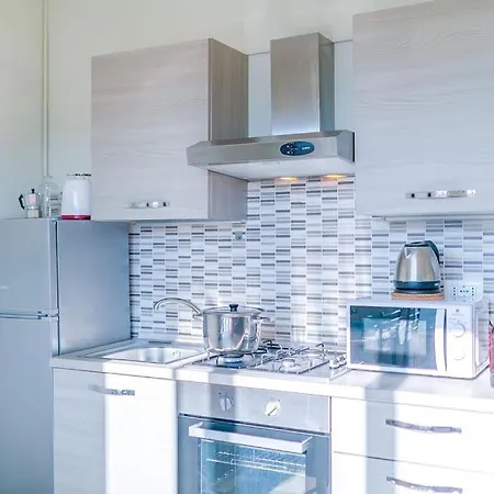 Navigli - Downtown - Duomo Spacious Two Bedroom Apartment - Close To Metro - Ac - Wi-Fi Milão Exterior foto